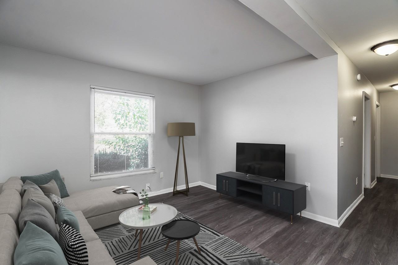 Englewood Villas & Residences - Photo 5 of 32