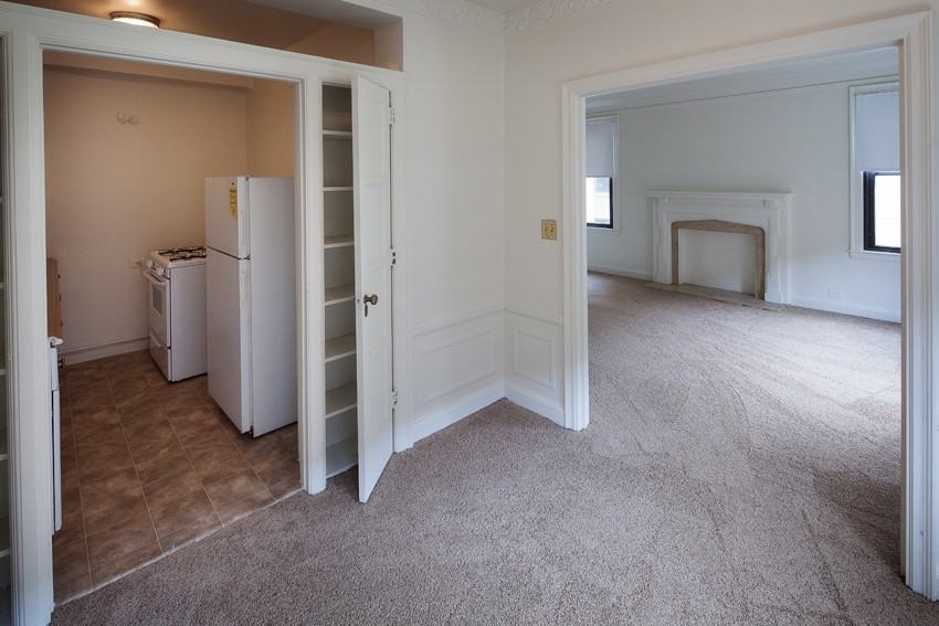 Coronado Apartments - Photo 3 of 8