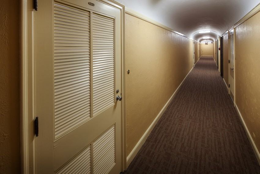 Coronado Apartments - Photo 6 of 8