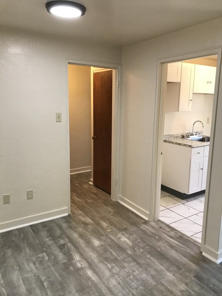 Negley Court Apartments - Photo 3 of 15