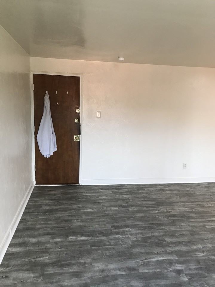 Negley Court Apartments - Photo 6 of 15