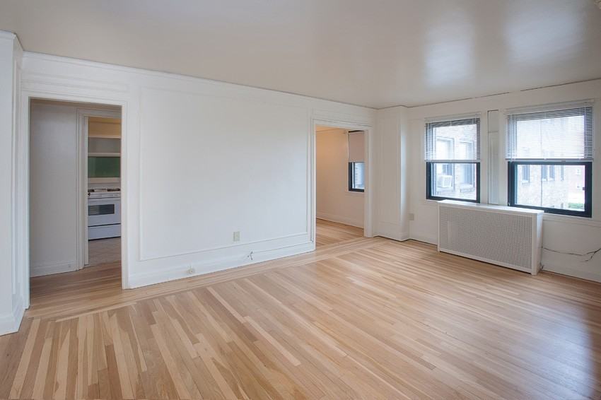 Ambassador Apartments - Photo 4 of 8