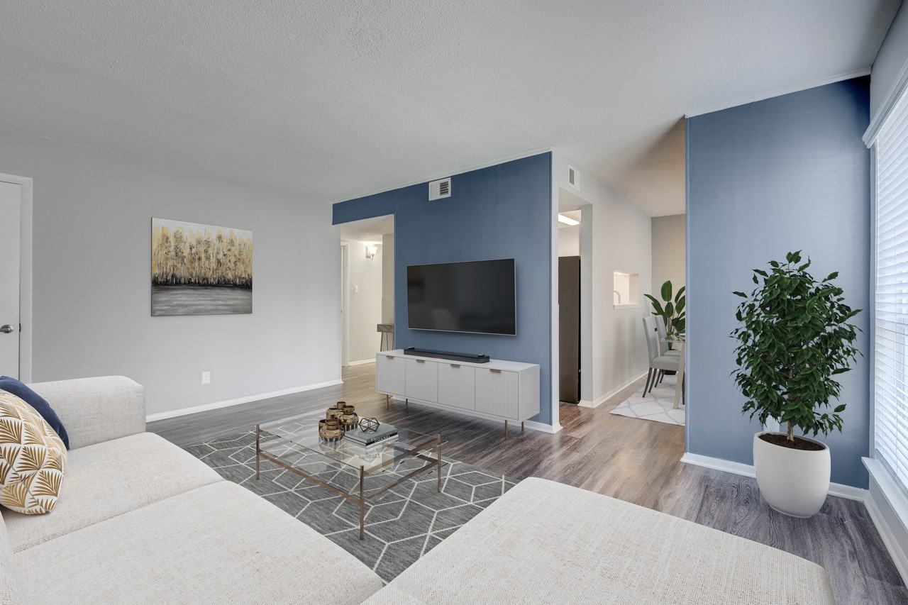 Crossings at 501 - Photo 6 of 42