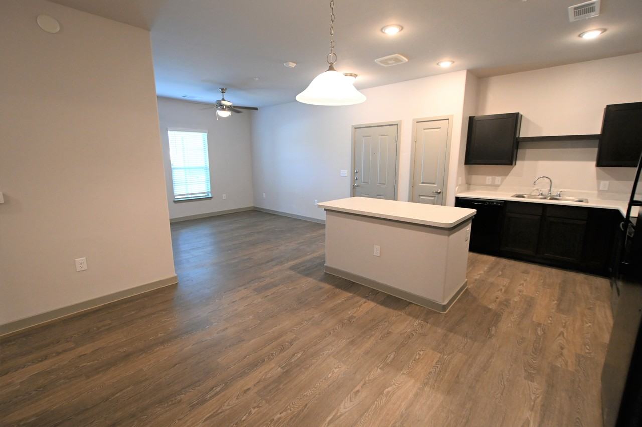 Mira Vista Ranch - Photo 4 of 15