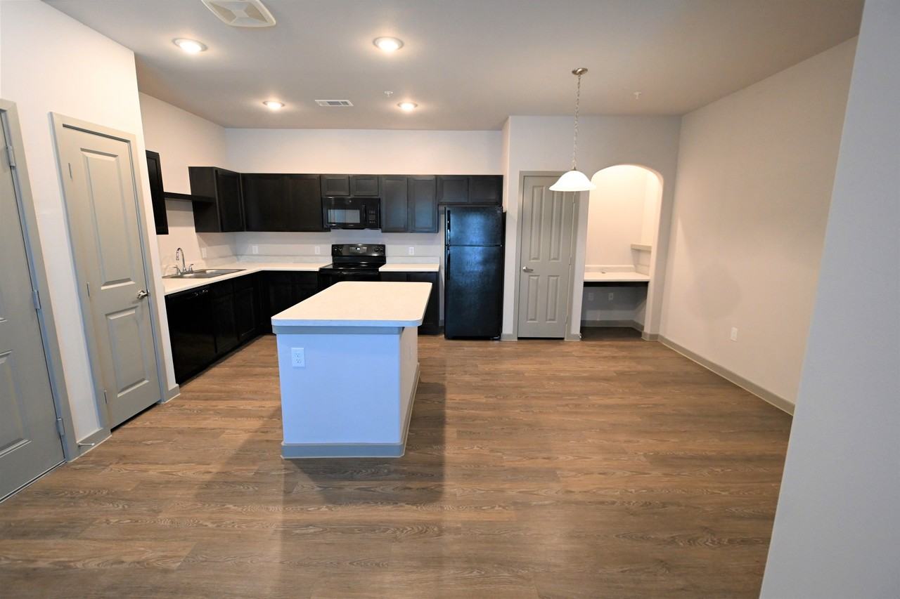 Mira Vista Ranch - Photo 5 of 15