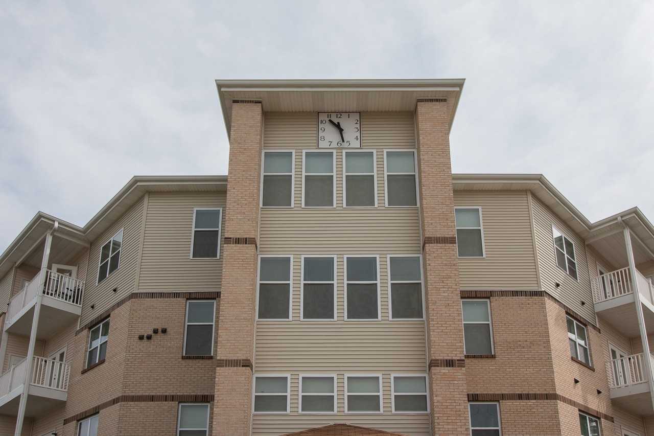 Golden Manor Senior Apartments - Photo 2 of 23