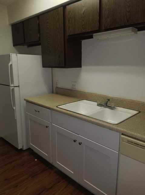 The Woods Apartments - Photo 2 of 7