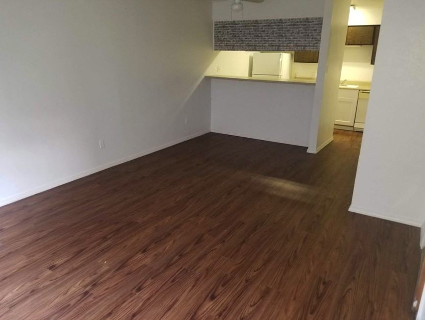 The Woods Apartments - Photo 6 of 7