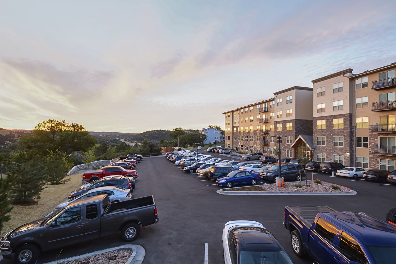 Lookout on Cragmor | Student Housing - Photo 4 of 25