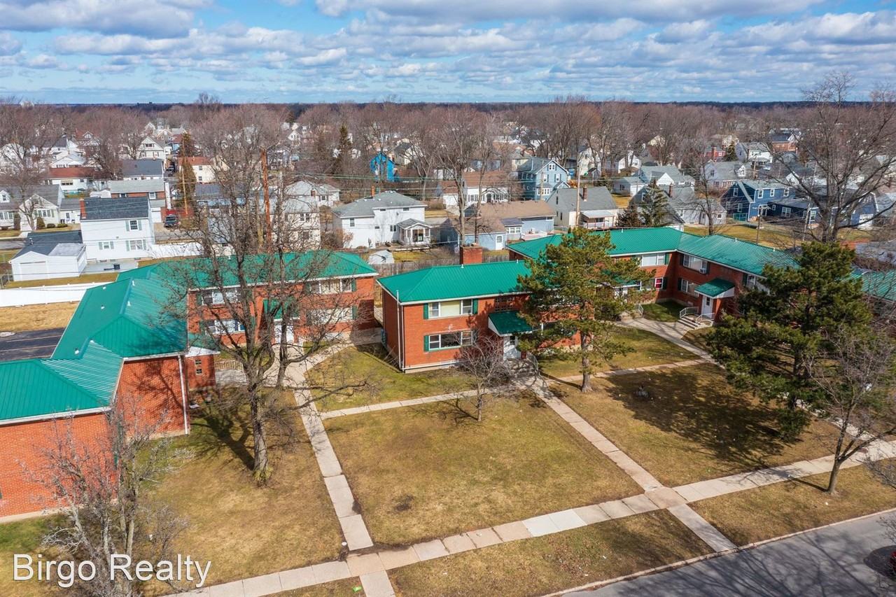 19 Newell Ave - Photo 3 of 10
