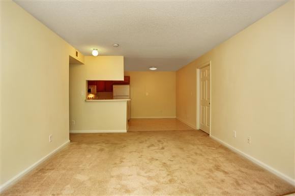 Sterling Park Apartments - Photo 3 of 31