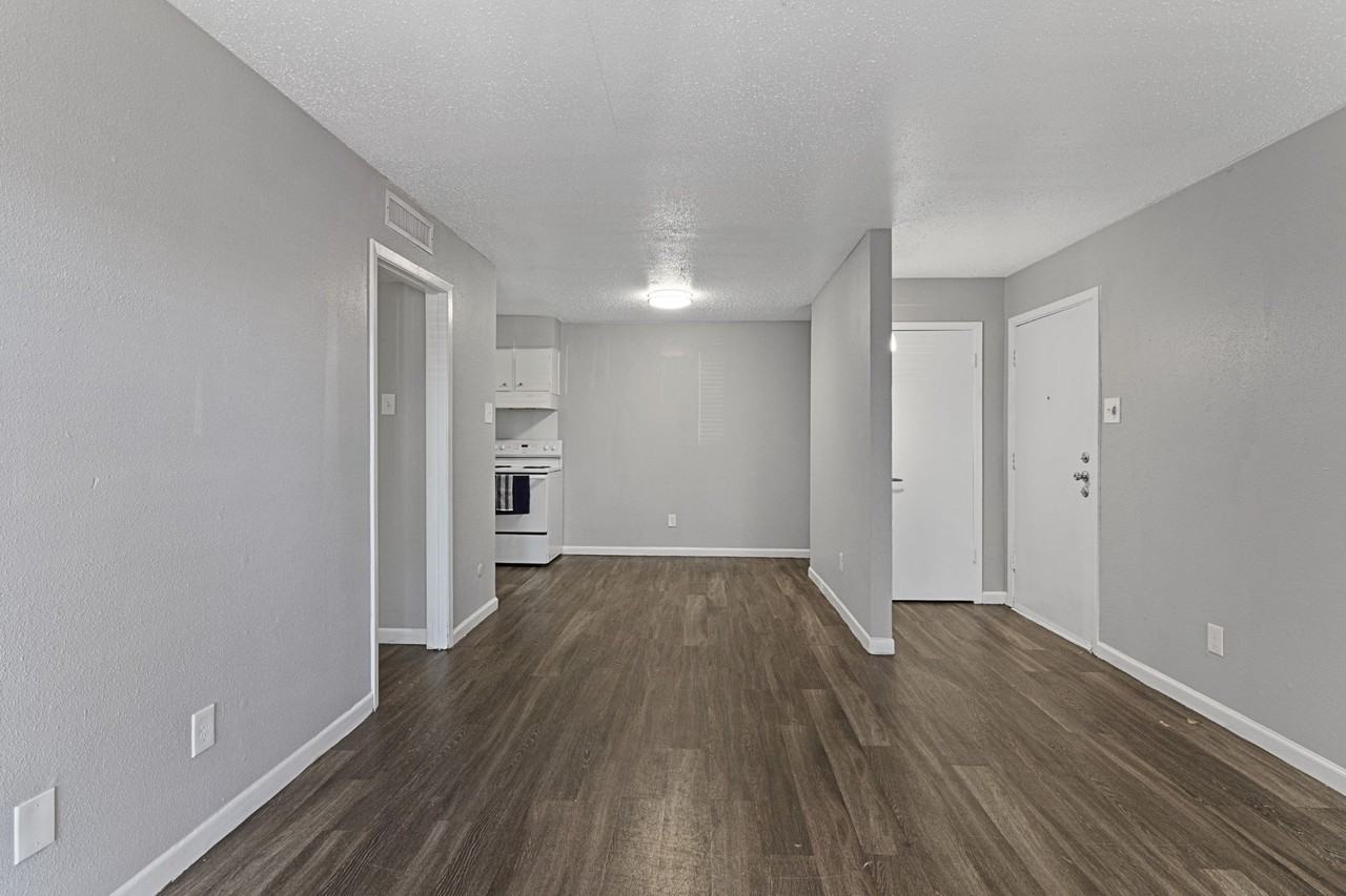 Aria Residences - Photo 2 of 50