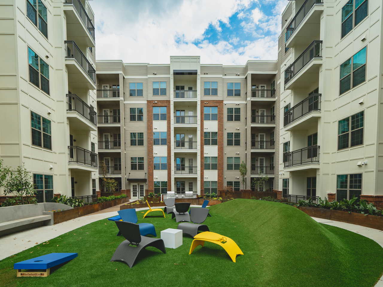 Paloma West Midtown - Photo 5 of 23