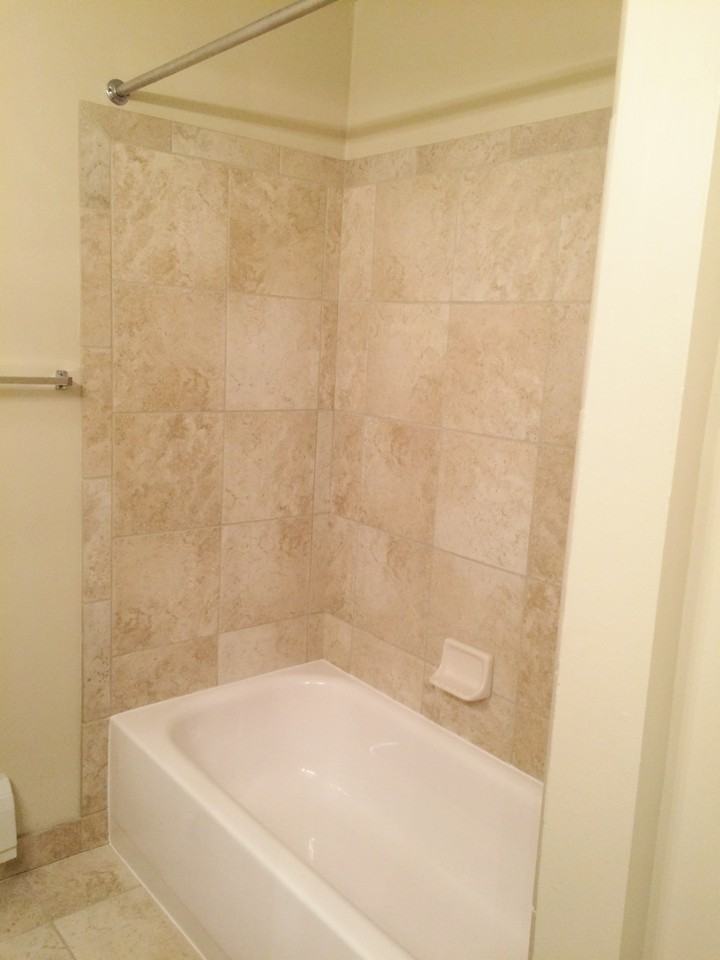 Briarwood Park Apartments 2400 Parmenter Blvd, Royal Oak, MI 48073