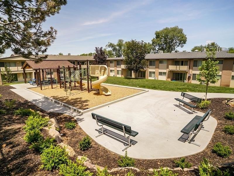 Harrison Pointe - Photo 5 of 8