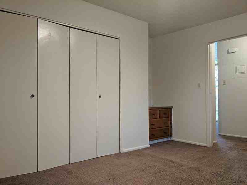 Highland Terrace - Photo 4 of 14