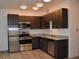 featured image of 970 Valeria Dr