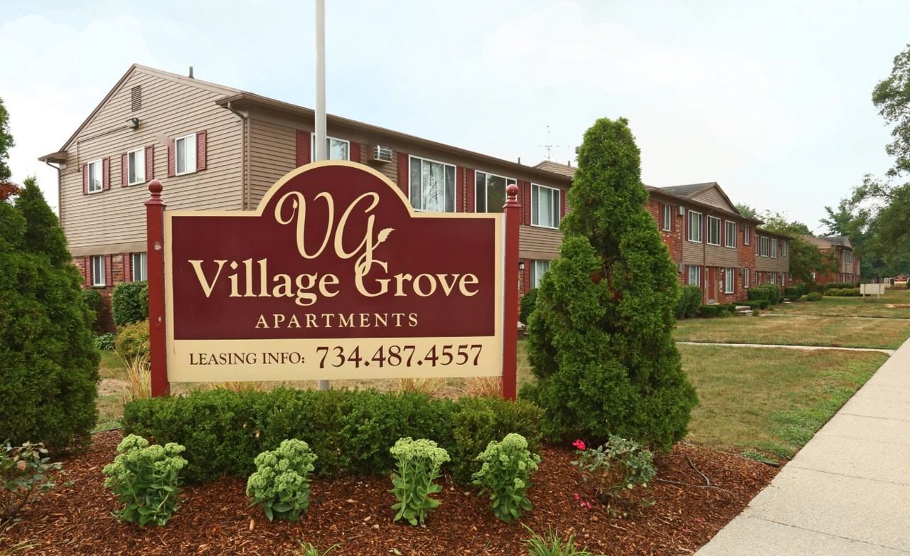 Village Grove - Photo 7 of 49