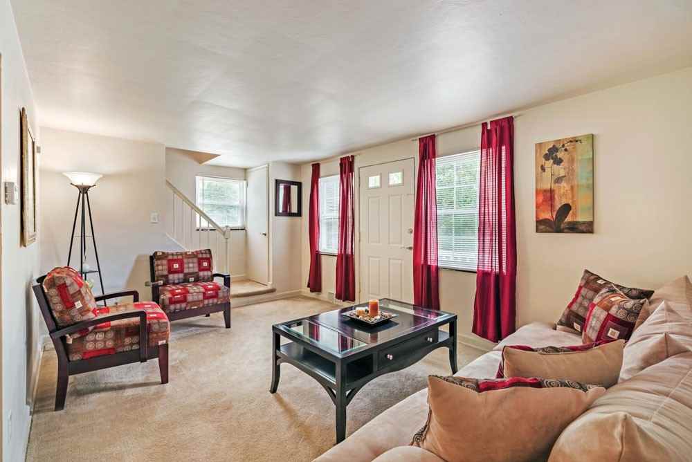 Rossview Heights Townhomes - Photo 3 of 50