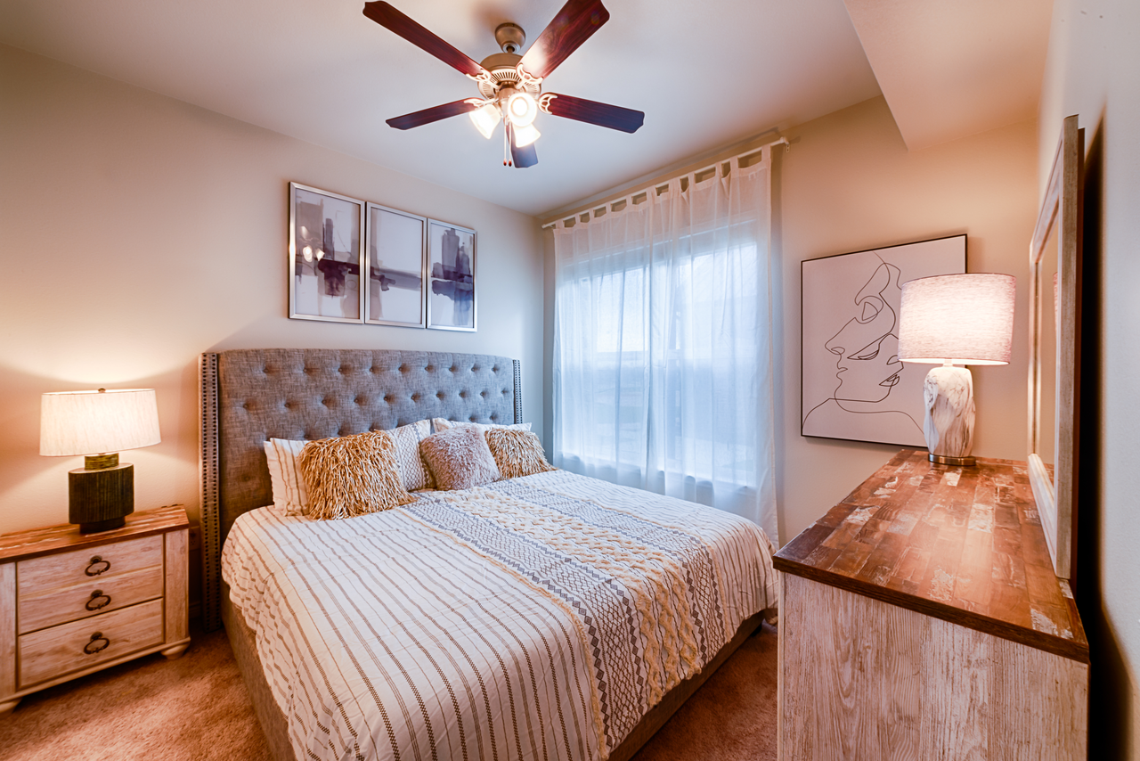 Southgate Apartments - Photo 5 of 29