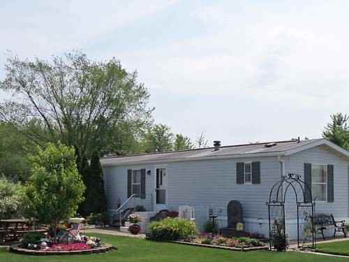 Camelot Village - Photo 4 of 25