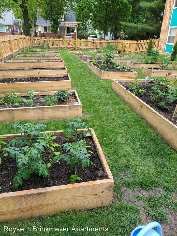 Healey Gardens by Royse + Brinkmeyer - Photo 2 of 41