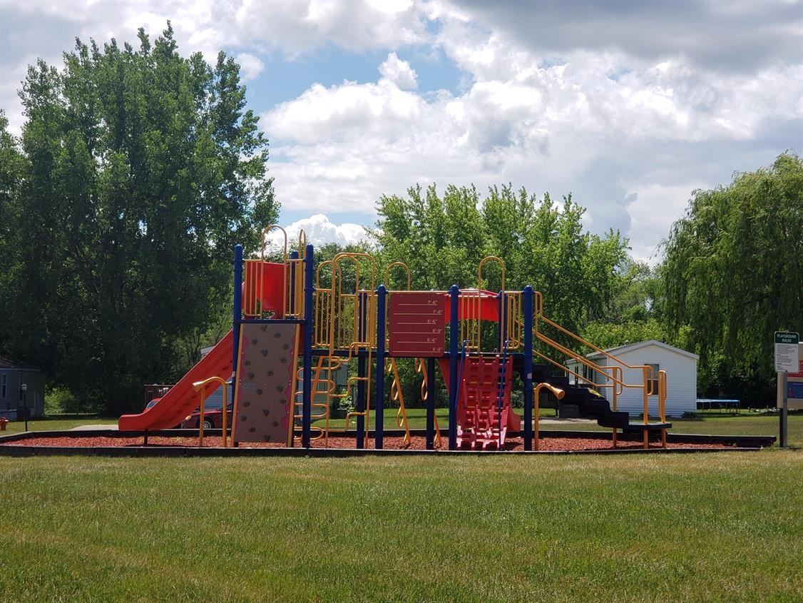 Summit Park - Photo 5 of 28