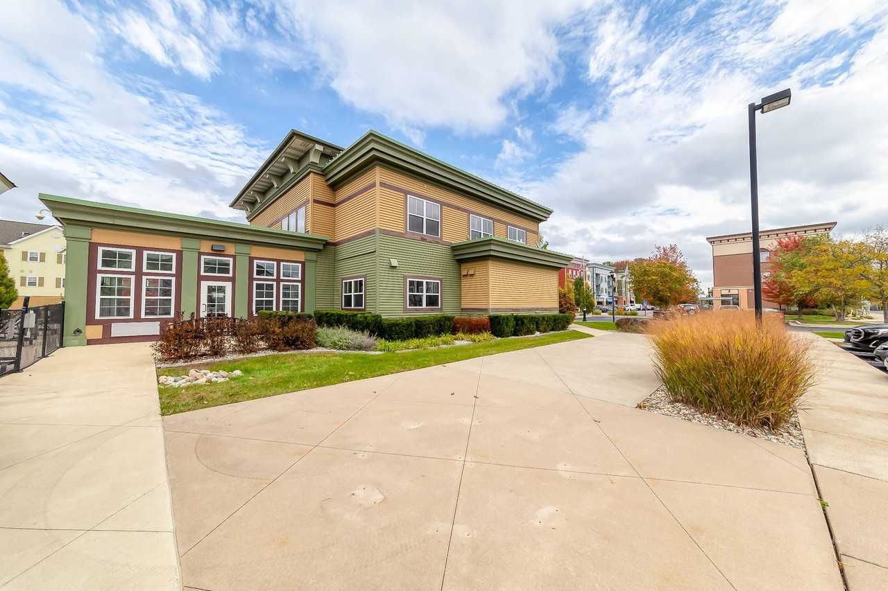 48 West Apartments - Photo 2 of 50