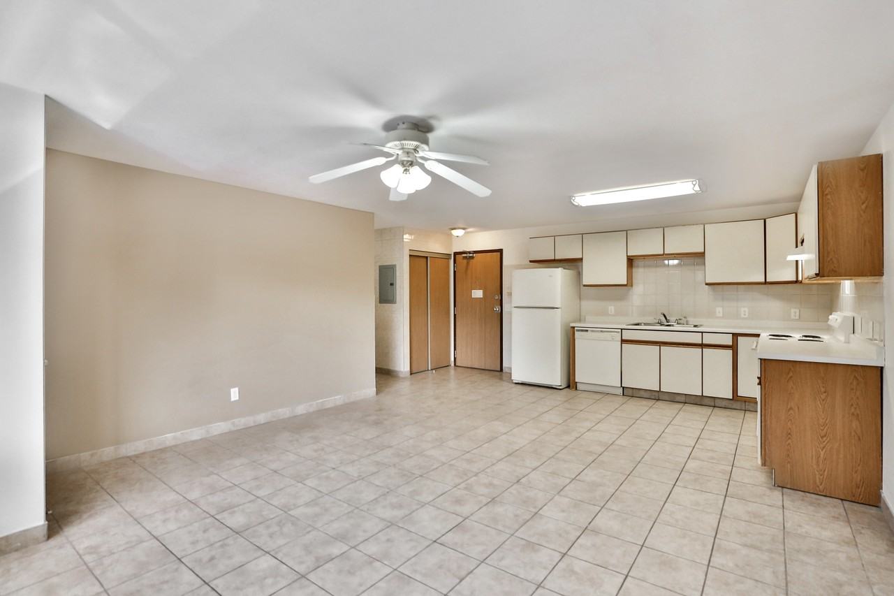 1410 Rollins Ave Se - Photo 2 of 11