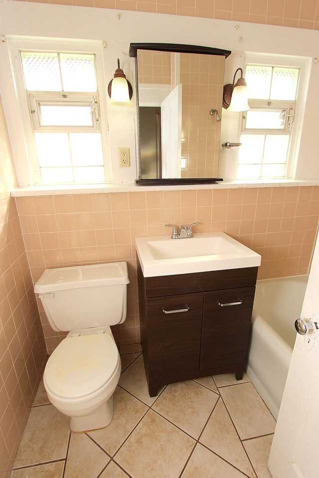 5612 & 5614 Melvin Duplex - Photo 3 of 13
