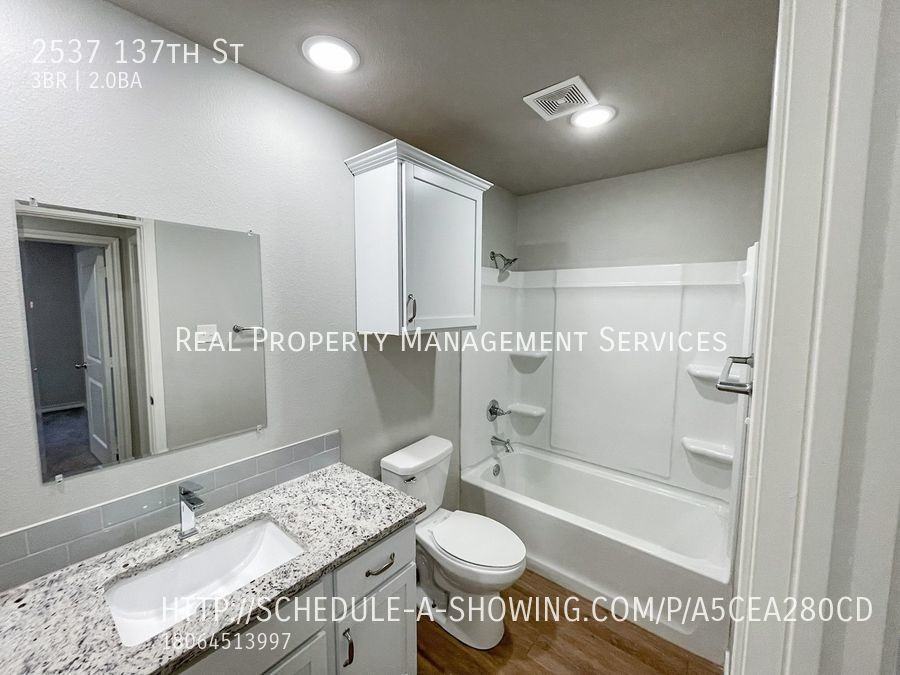 2538 137Th St - Photo 3 of 13