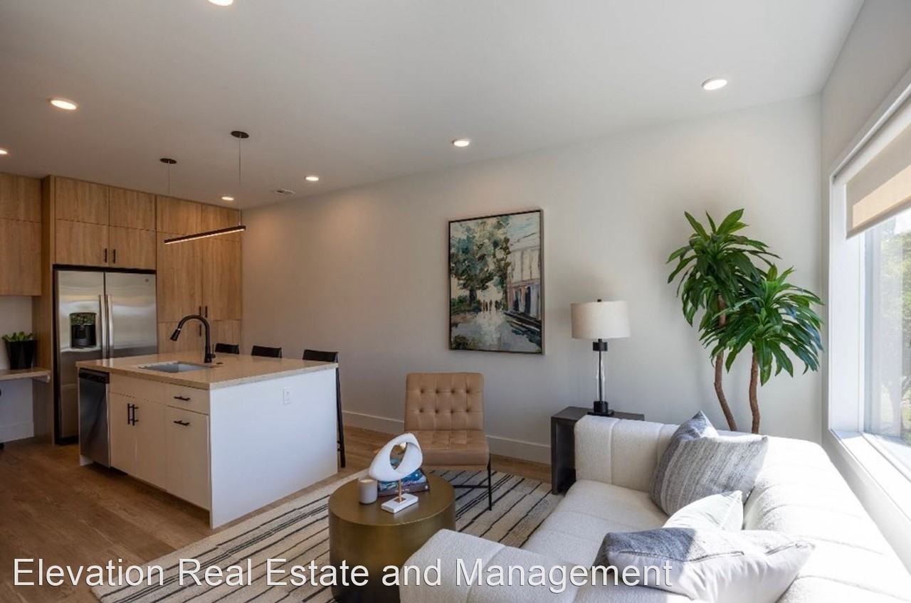 The Howard - Photo 2 of 22