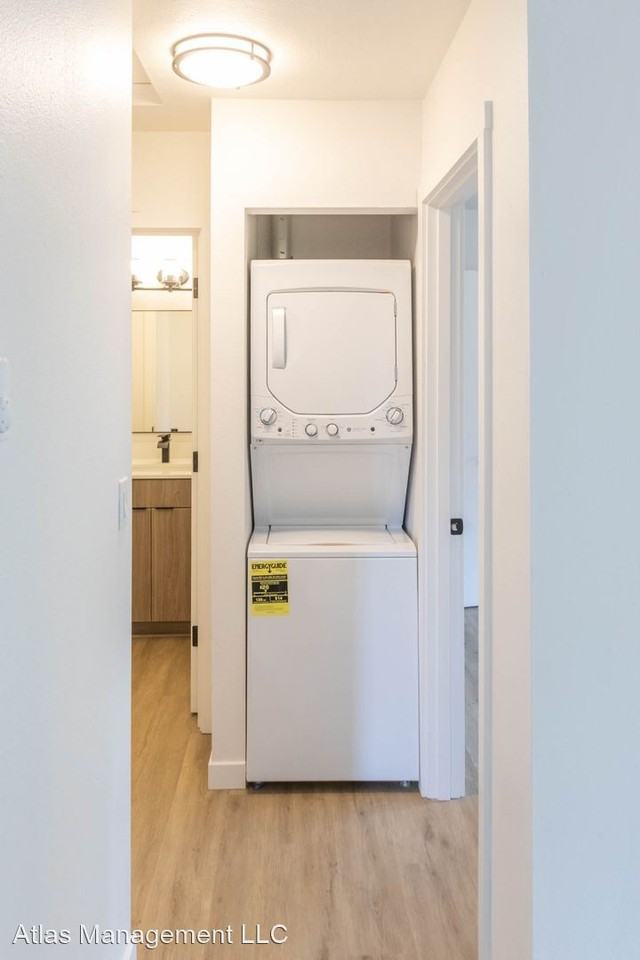 39580 Gary St - Photo 2 of 13