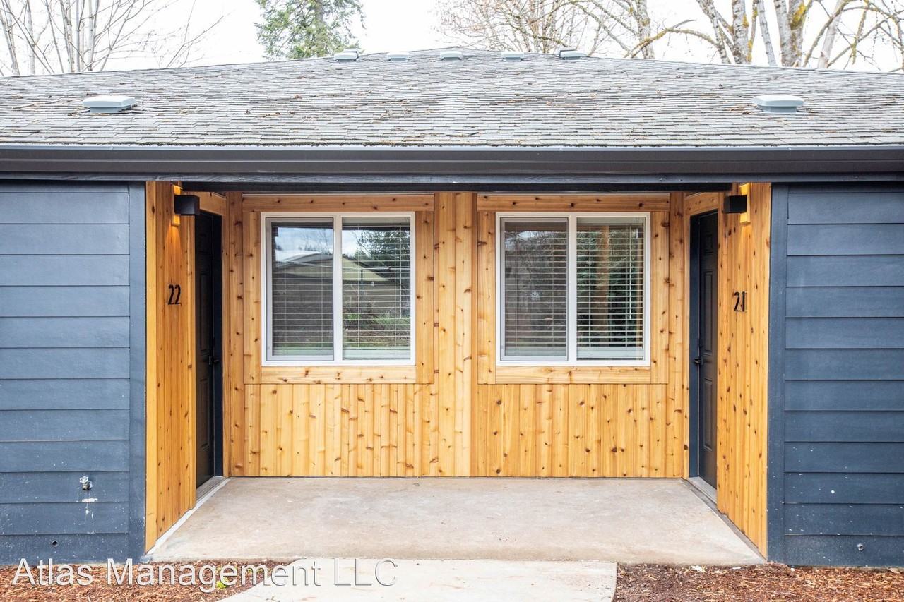 39580 Gary St - Photo 3 of 13