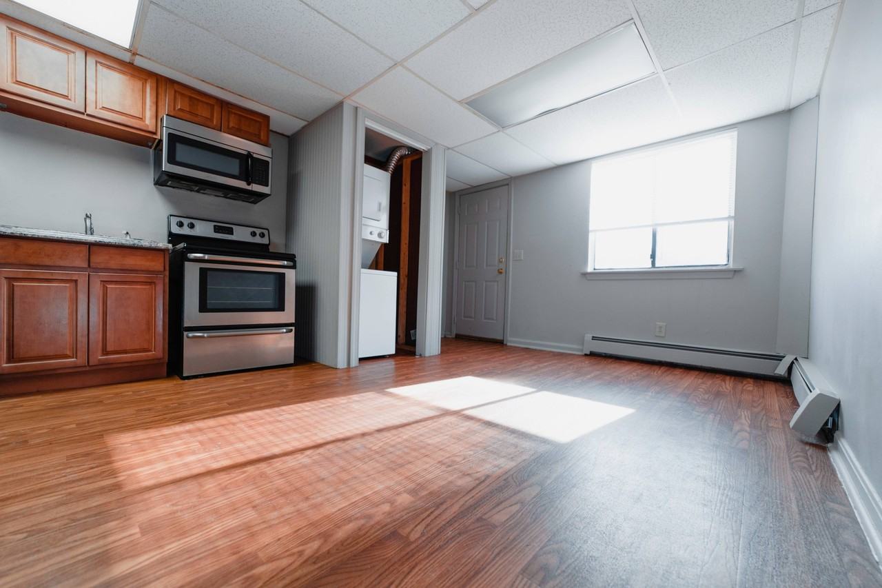 The Den Cedar Ridge - Photo 3 of 16