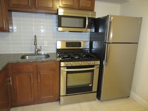 Summit St 1770 1770 - Photo 4 of 50