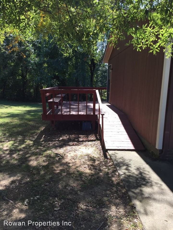 411 & 413 Union Heights Blvd - Photo 2 of 13