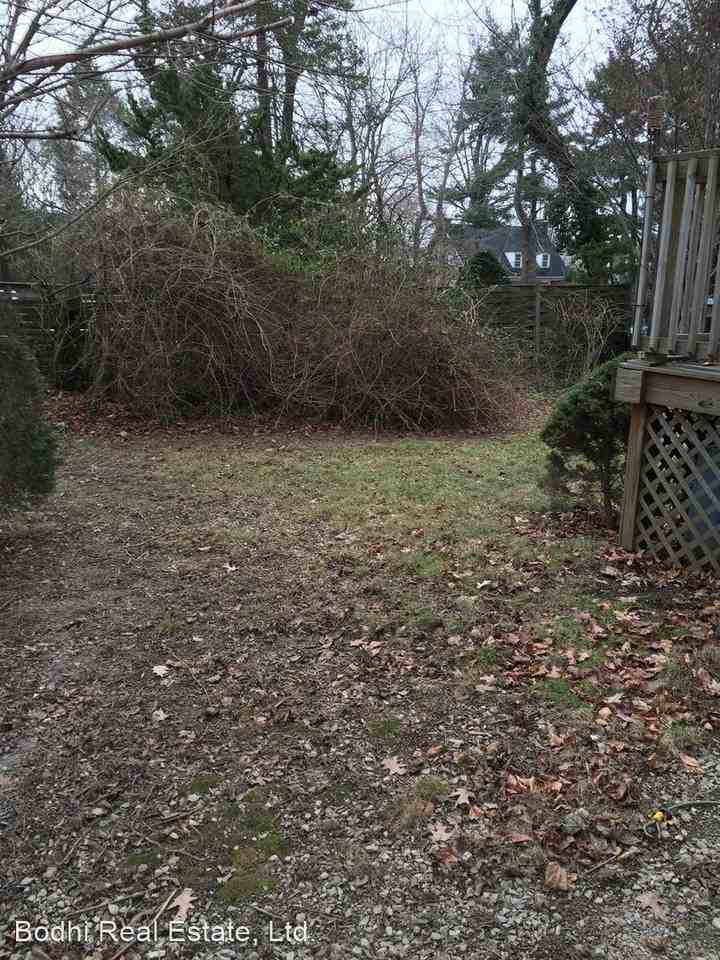 136 Upland Ter - Photo 3 of 29