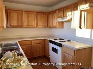 3383 N Houck Rd - Photo 3 of 17