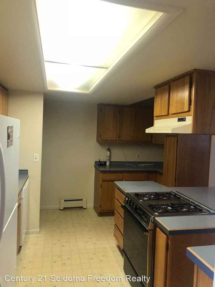 36616 Cheechako News Dr - Photo 3 of 8