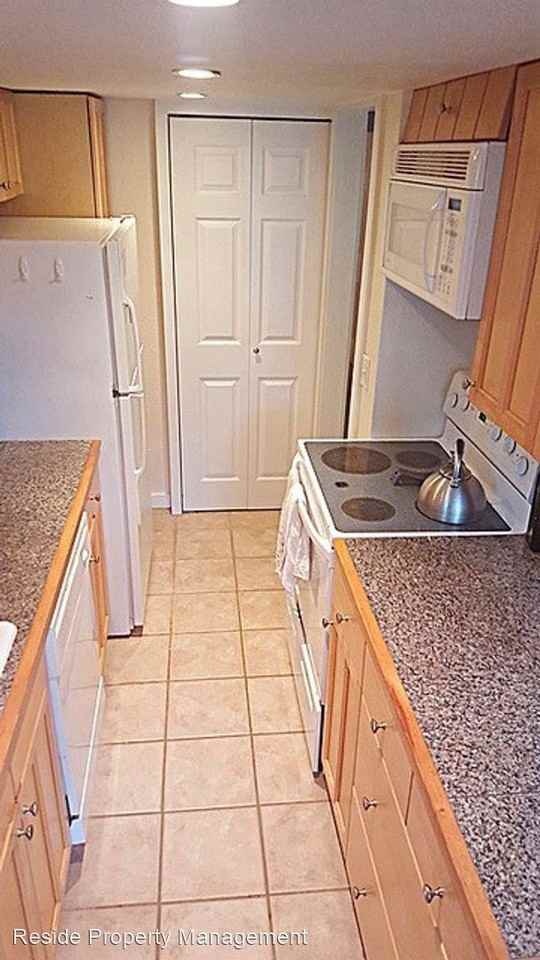 2013 43rd Ave E #A - Photo 3 of 15