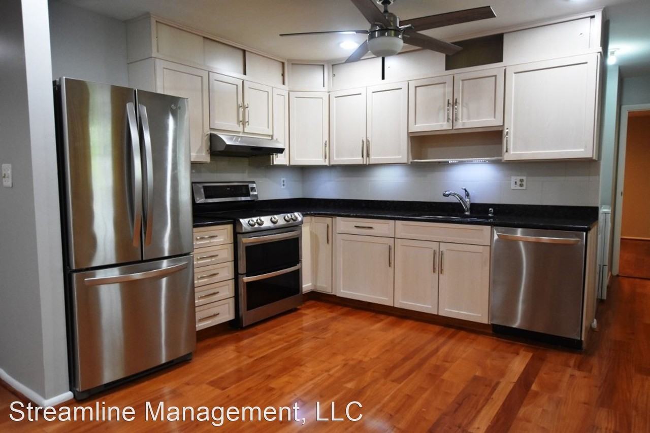 8701 Briarcroft Ln - Photo 3 of 24