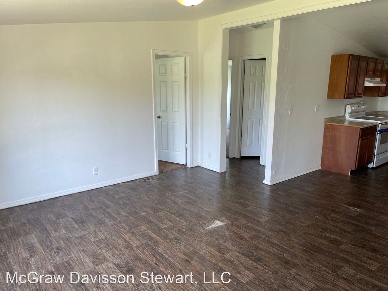 17652 County Road 3645 - Photo 3 of 11