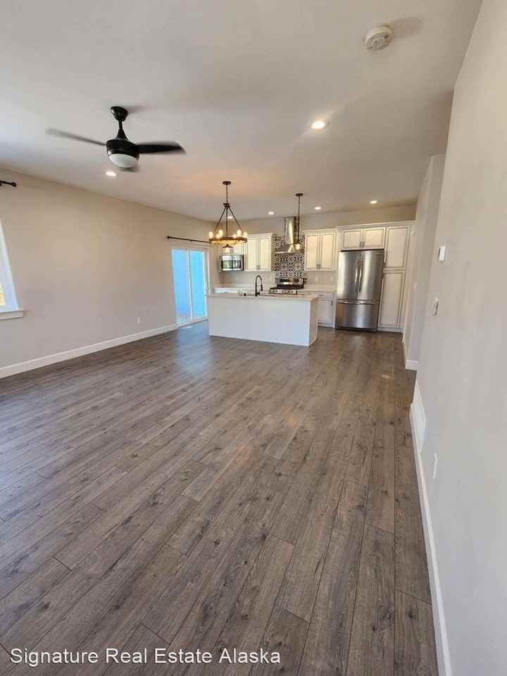 6585 Beverly Hills Circle - Photo 2 of 29