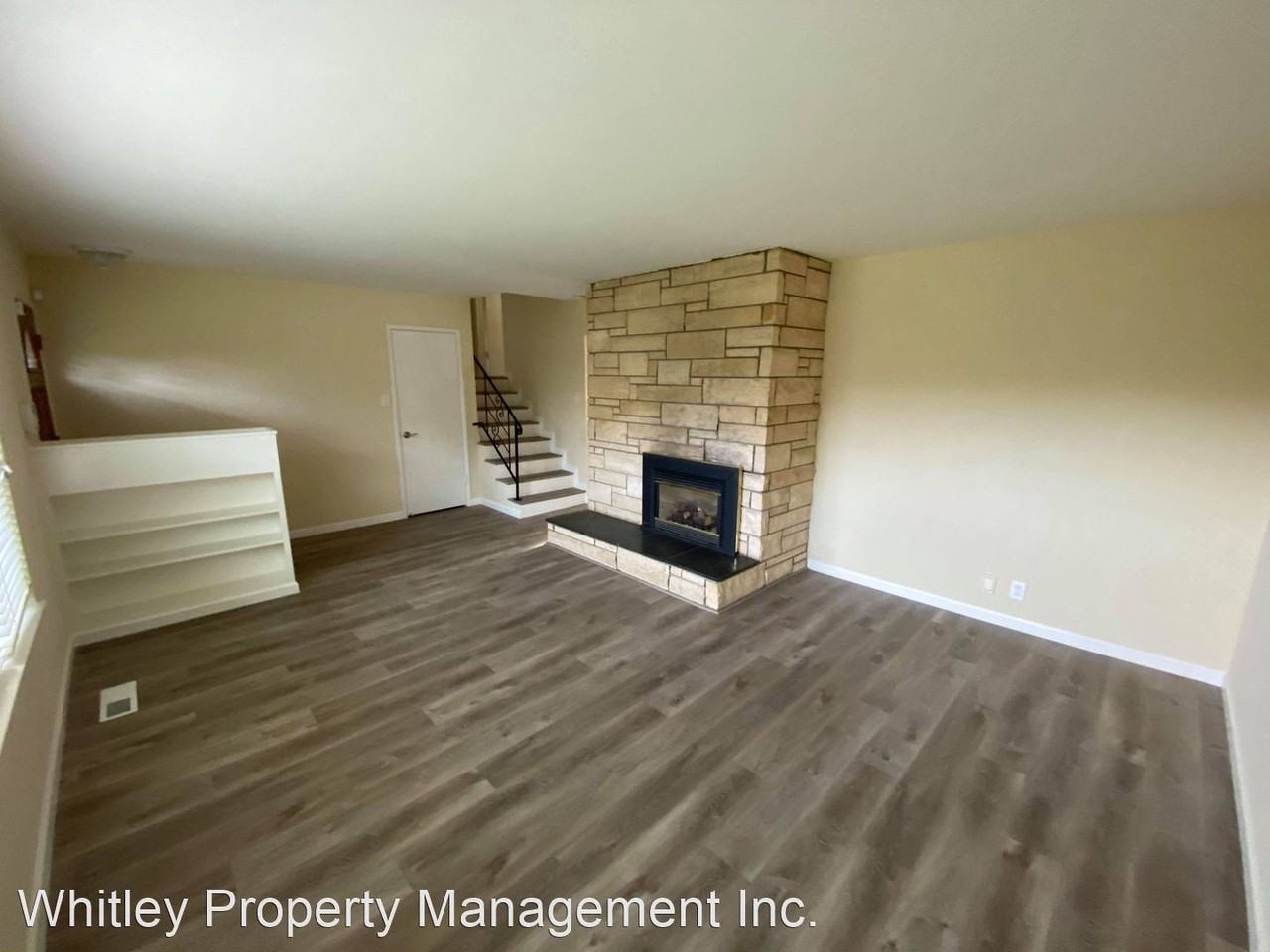 117 Club Dr - Photo 3 of 17