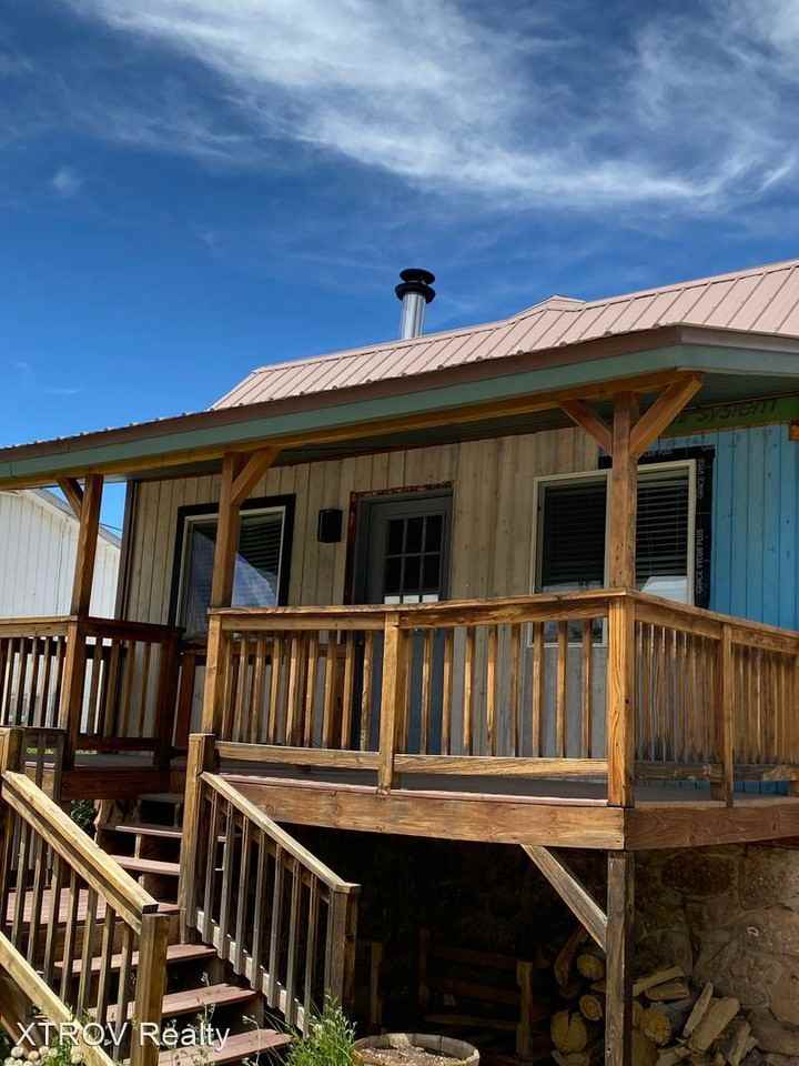 616 W Grand Ave - Photo 3 of 15