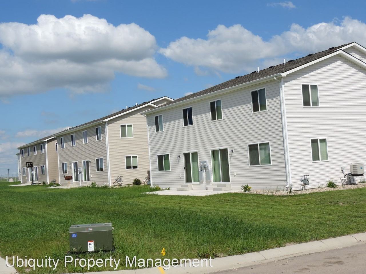 814 Nighthawk Dr - Photo 2 of 8