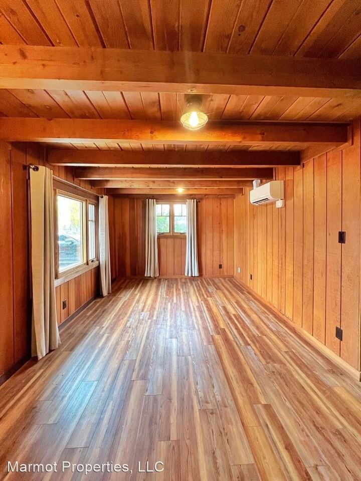 1475 Humboldt Street - Photo 3 of 11