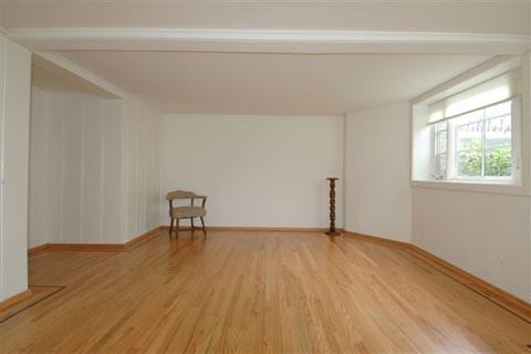 3008 Pierce St - Photo 3 of 6
