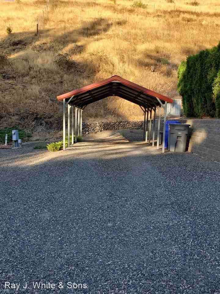 1478-1496-1516-1534-1556 42ND ST N - Photo 2 of 7